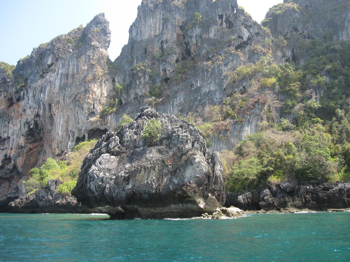 Phi Phi Sea&Hill Resort Esterno foto