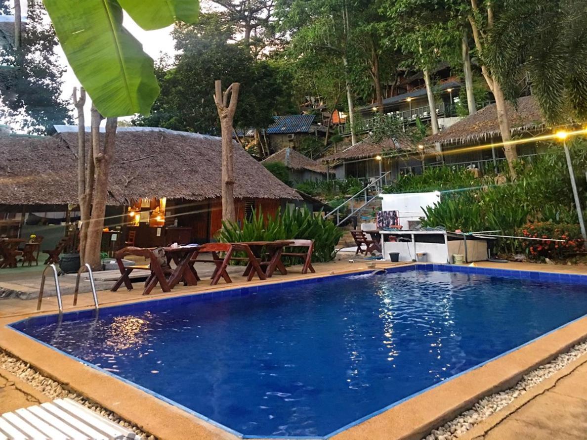 Phi Phi Sea&Hill Resort Esterno foto